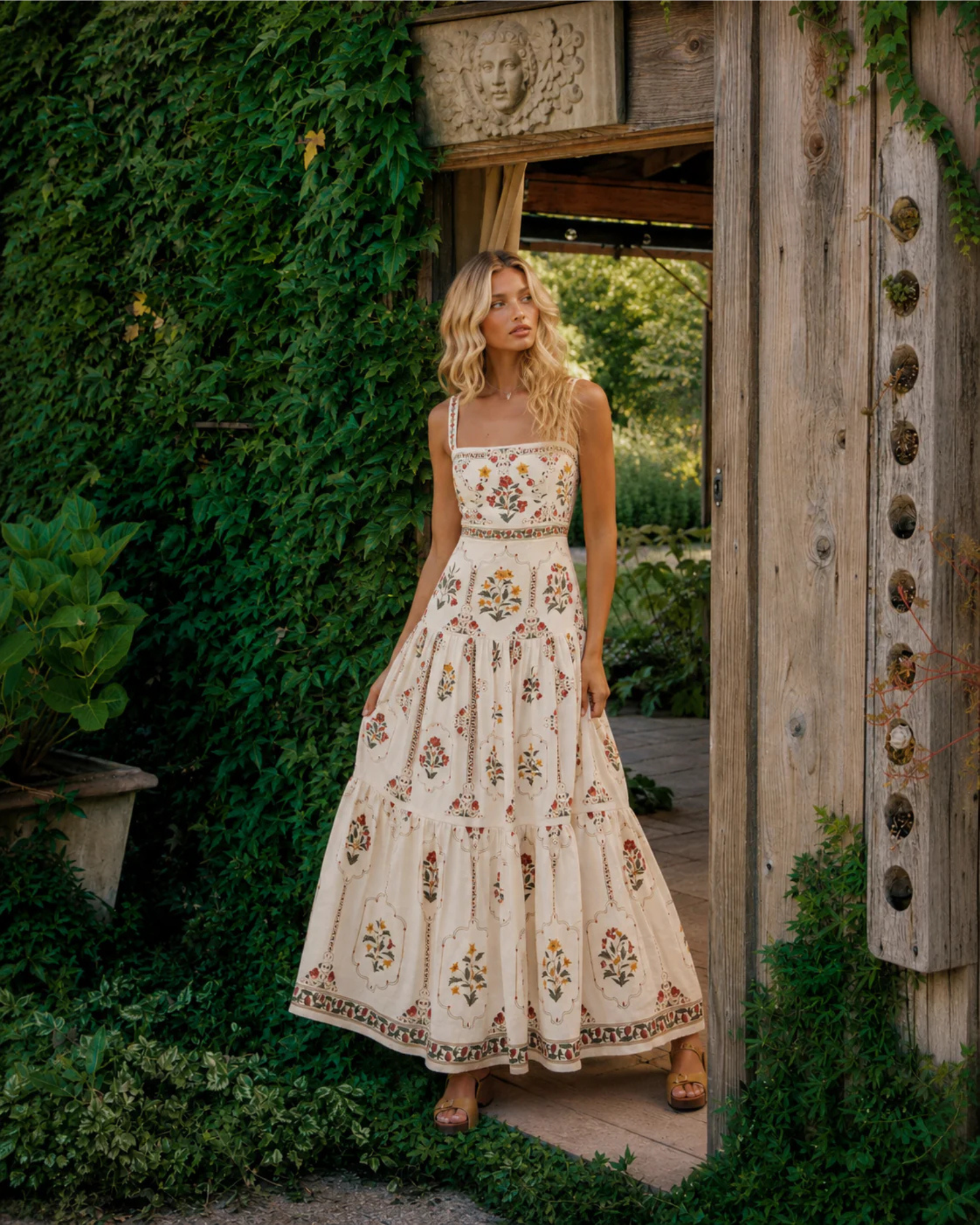 Marta - vestido con tirantes y estampado.