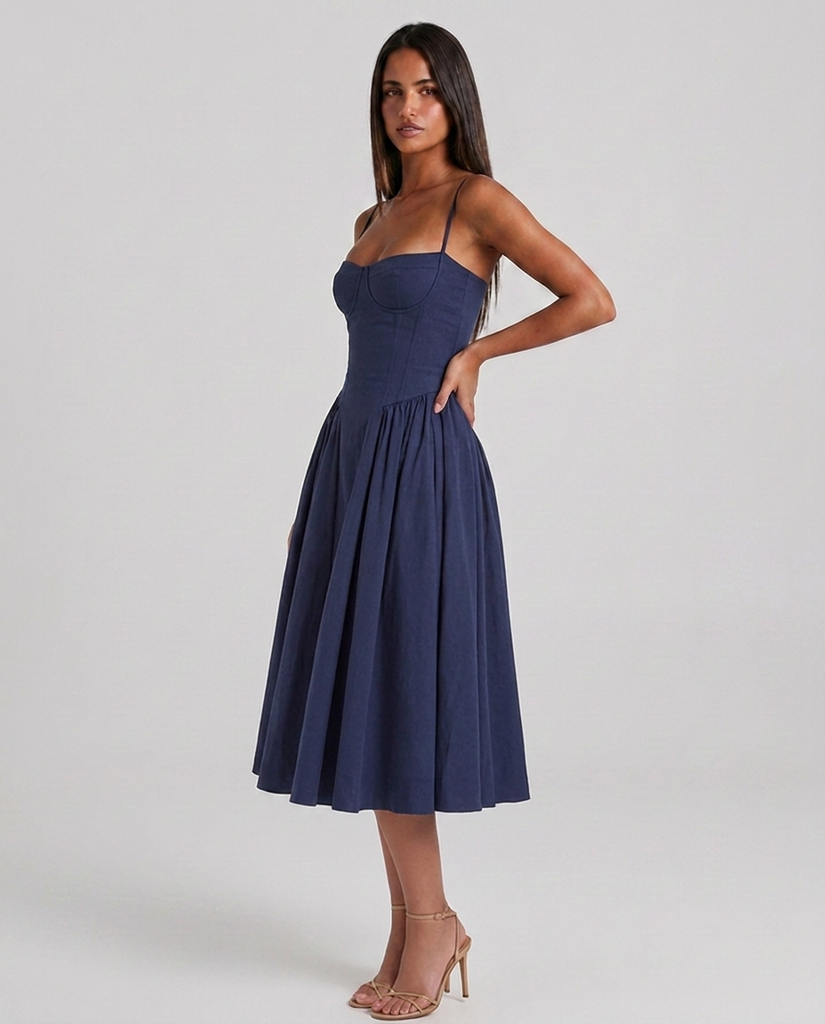 Paula- Vestido azul marino con escote corazón y bolsillos ocultos.