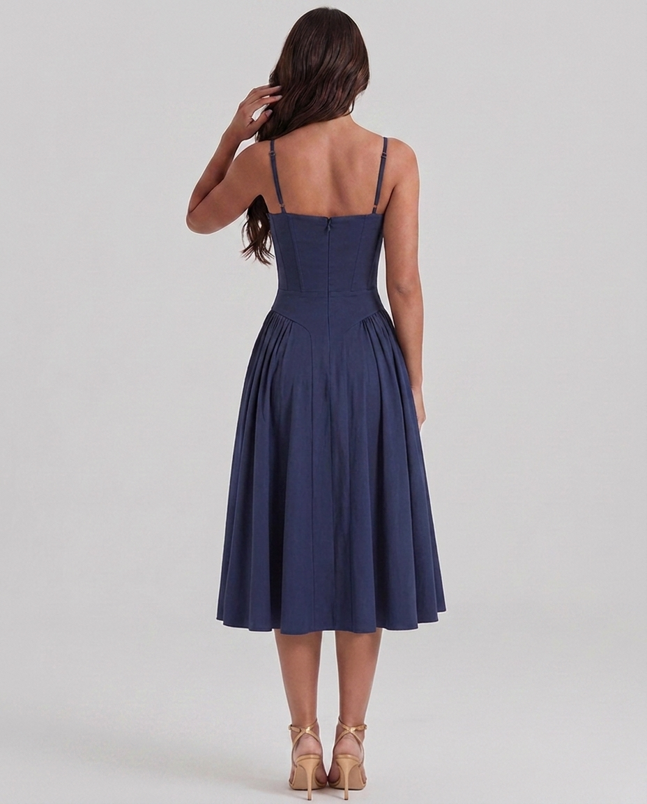 Paula- Vestido azul marino con escote corazón y bolsillos ocultos.